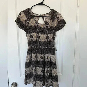 Free People Women’s Dress Small Black Yellow A Lime Short Sleeve Open Back Lined